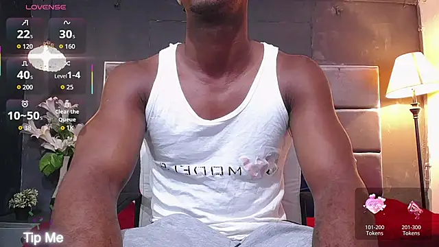 blackbignude online show from September 19, 2025, 2:04 am