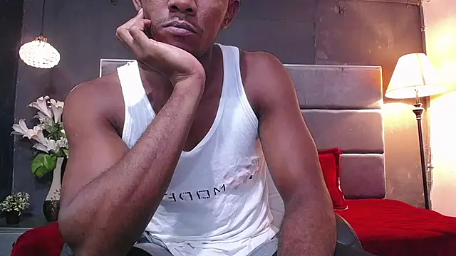 blackbignude online show from October 5, 2025, 1:18 am