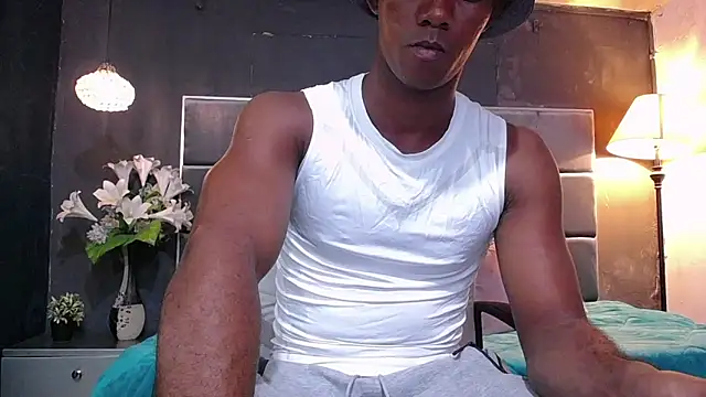 blackbignude online show from November 9, 2025, 1:42 am