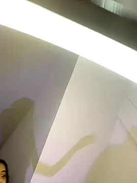 Lily  18 online show from November 15, 2025, 3:10 am