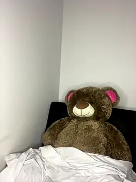 Lily  18 online show from January 8, 2026, 5:13 am