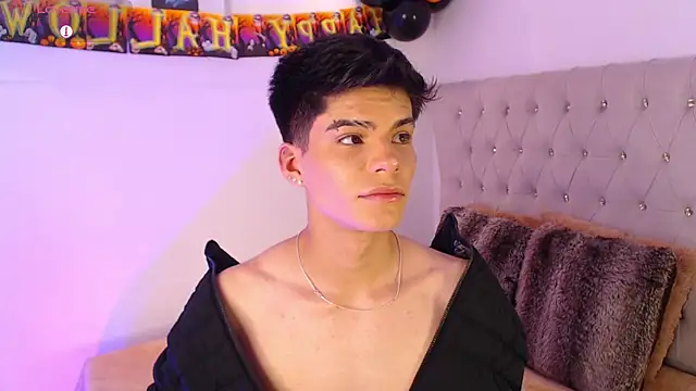 Dulcey  online show from October 7, 2025, 4:13 am