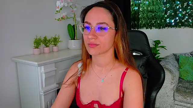 EvaBllake online show from March 12, 2026, 6:17 am