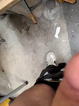 Snapshot of joeyoneill chatting on March 3, 2026, 11:01 pm joeyoneill online show from March 3, 2026, 11:01 pm