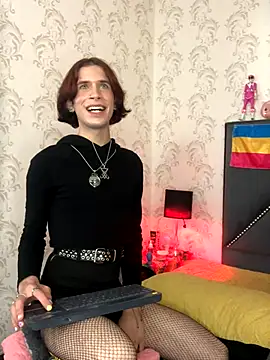 danny rios20 online show from October 1, 2025, 1:04 pm