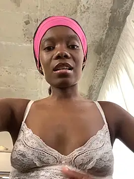 prettydollyy online show from March 8, 2026, 5:33 am