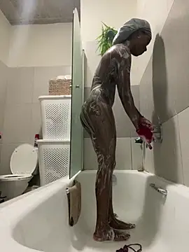 Snapshot of prettydollyy chatting on February 25, 2026, 8:41 pm prettydollyy online show from February 25, 2026, 8:41 pm