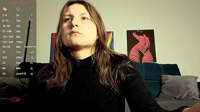 TrixiBell online show from March 11, 2026, 4:17 am