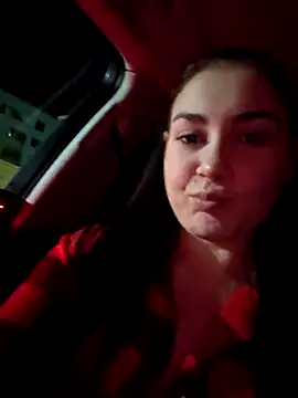 SaraViss20 online show from September 8, 2025, 7:35 pm