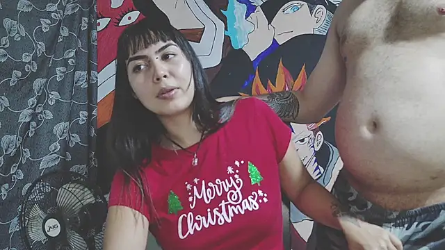 RoxyandAron2 online show from November 7, 2025, 1:10 am