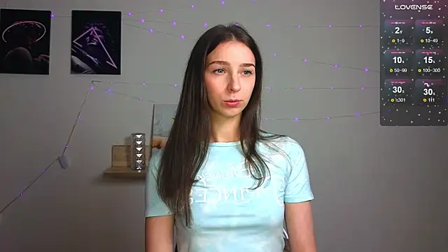 Snapshot of Made_for_Love chatting on September 9, 2025, 2:15 pm Made for Love online show from September 9, 2025, 2:15 pm