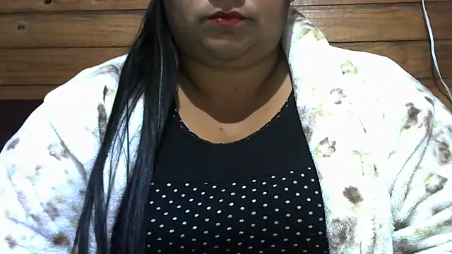 Snapshot of MARRENTINHA34 chatting on June 4, 2026, 12:43 pm MARRENTINHA34 online show from June 4, 2026, 12:43 pm