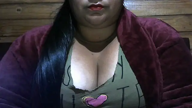 Snapshot of MARRENTINHA34 chatting on May 26, 2026, 8:18 pm MARRENTINHA34 online show from May 26, 2026, 8:18 pm