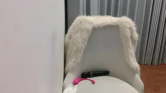 Azami Chan online show from January 9, 2026, 5:09 pm