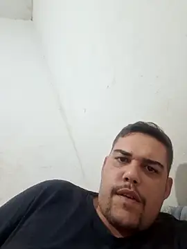 feehzungi0000 online show from November 24, 2025, 3:06 am