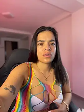 JuanitaMore01 online show from March 12, 2026, 11:09 pm