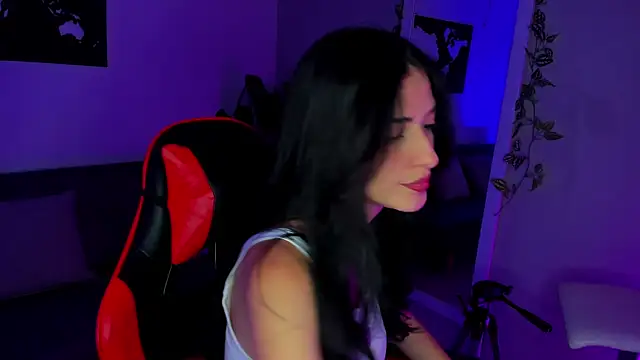 ZoeValencia1 online show from March 31, 2026, 12:29 pm