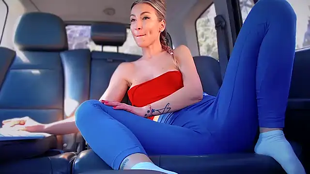 Yourguiltypassionn online show from March 21, 2025, 9:01 am