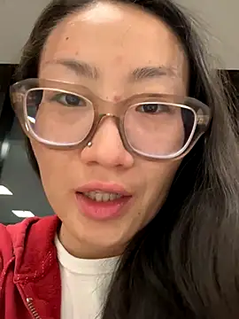 Aliciaz3 online show from November 11, 2025, 9:26 am