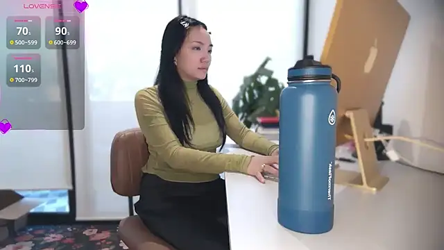 yuzhara online show from September 19, 2025, 3:16 pm