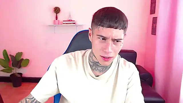 Snapshot of setthomas chatting on November 10, 2025, 2:33 pm setthomas online show from November 10, 2025, 2:33 pm