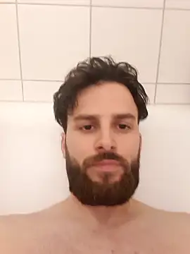 Snapshot of Taycanman69 chatting on May 6, 2026, 12:14 am Taycanman69 online show from May 6, 2026, 12:14 am