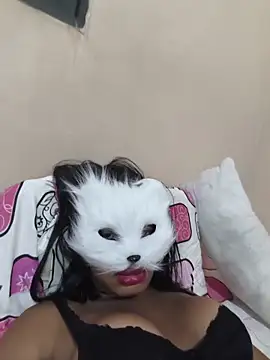 DuCreu online show from December 22, 2025, 3:23 pm