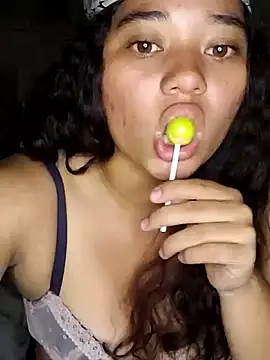 Violethroos online show from September 26, 2025, 3:13 am