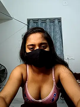 shrutee12 online show from October 7, 2025, 4:41 pm