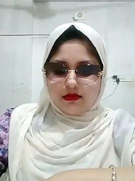 Snapshot of Nusrat-N chatting on June 21, 2026, 10:10 am Nusrat-N online show from June 21, 2026, 10:10 am