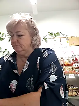 Snapshot of TerezaVelvet chatting on October 6, 2025, 9:54 am TerezaVelvet online show from October 6, 2025, 9:54 am