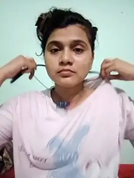 Snapshot of Kavya-Tiwari chatting on May 13, 2026, 5:09 pm Kavya-Tiwari online show from May 13, 2026, 5:09 pm