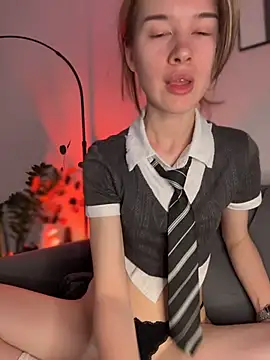 Snapshot of Marryme- chatting on July 9, 2026, 3:55 pm Marryme- online show from July 9, 2026, 3:55 pm