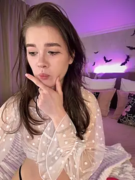 Marryme- online show from October 31, 2025, 1:30 pm