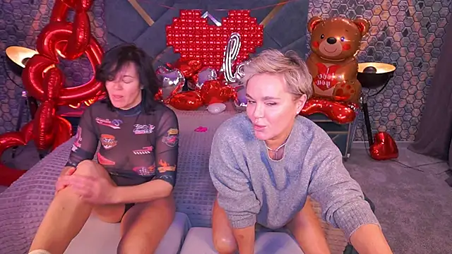 PleasureWeCouple online show from February 14, 2026, 7:19 am