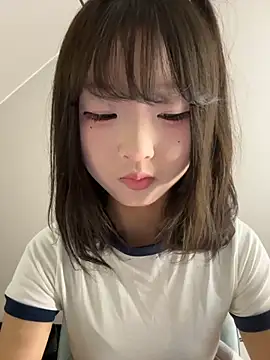 lelebaybay888 online show from November 4, 2025, 4:11 pm