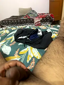 Snapshot of tonedcut_6 chatting on October 20, 2025, 6:04 am tonedcut 6 online show from October 20, 2025, 6:04 am