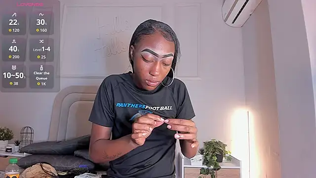 Anamonrroe online show from October 26, 2025, 12:49 pm