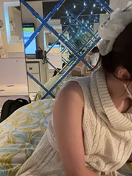 Snapshot of penpen_to_pono chatting on September 13, 2025, 5:40 am penpen to pono online show from September 13, 2025, 5:40 am