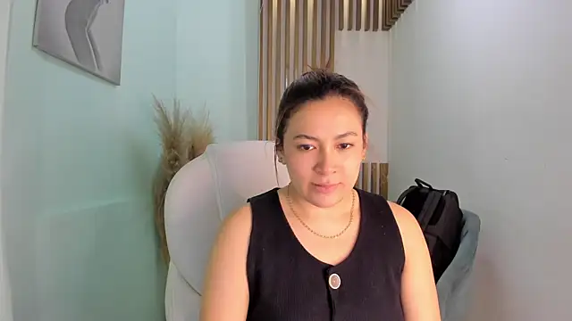 MacarenaRosse online show from September 11, 2025, 8:09 pm