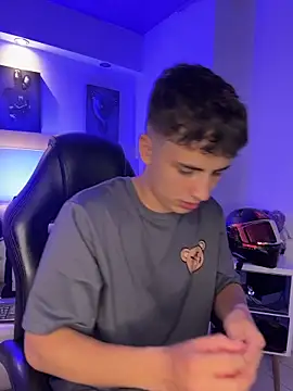 AdrianRinaldi online show from March 26, 2026, 8:07 pm