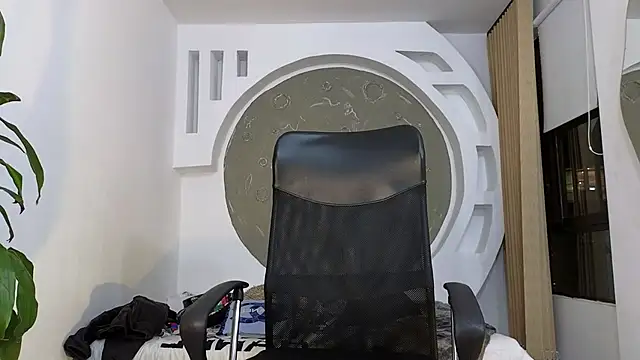 Rafael Mendezz online show from November 18, 2025, 11:37 pm