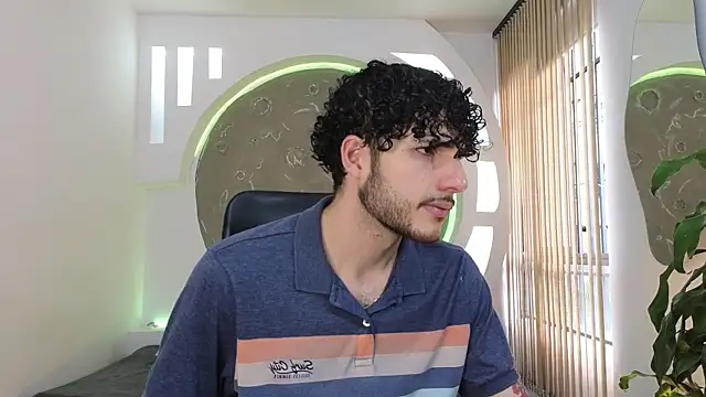 Rafael Mendezz online show from September 15, 2025, 8:53 pm