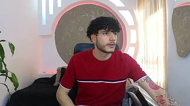 Rafael Mendezz online show from October 2, 2025, 8:23 pm