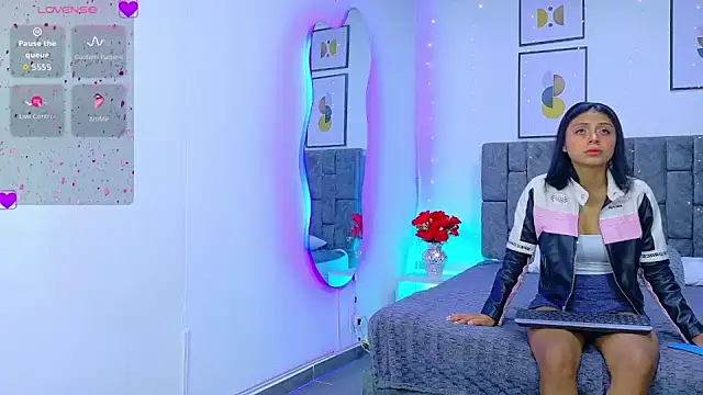 Soffia Konig  online show from March 5, 2026, 12:13 pm