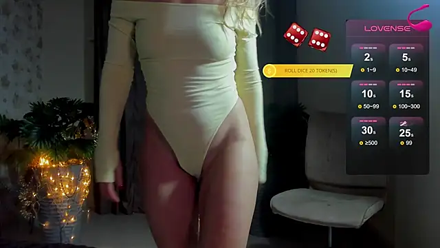 Julia Giulia online show from February 9, 2026, 5:22 pm