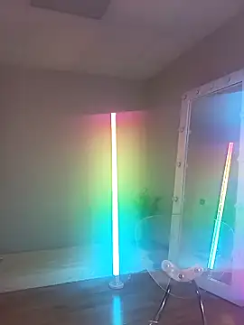 Julia Giulia online show from September 12, 2025, 8:52 pm