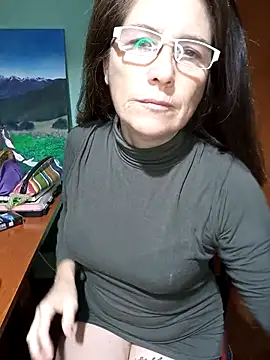 Merida2276 online show from October 9, 2025, 1:17 am