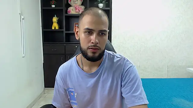 Snapshot of Marcus_Soler chatting on September 10, 2025, 8:19 pm Marcus Soler online show from September 10, 2025, 8:19 pm