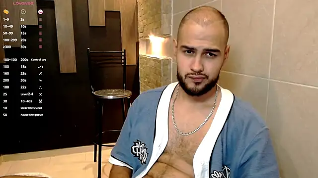 Snapshot of Marcus_Soler chatting on November 6, 2025, 5:17 pm Marcus Soler online show from November 6, 2025, 5:17 pm